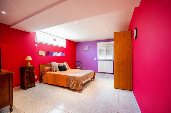 Maison
         5 pièces
        - 134 m² Exclusivité 259 000 € *