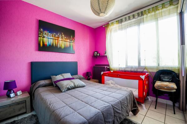 Maison
         5 pièces
        - 134 m² Exclusivité 259 000 € *