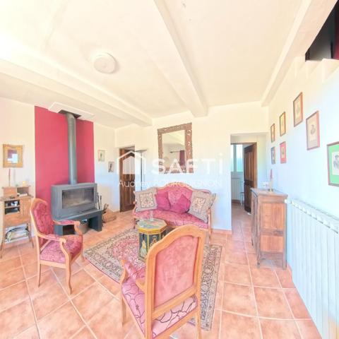 Mas provençal de 267 m² sur 8,7 hectares