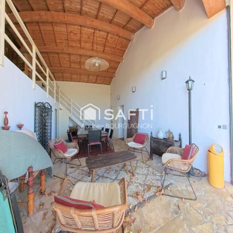 Mas provençal de 267 m² sur 8,7 hectares