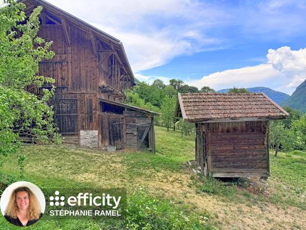 Maison
         1 pièce
        - 100 m² Exclusivité 195 000 € *