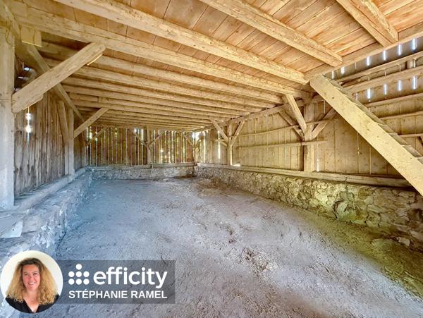 Maison
         1 pièce
        - 100 m² Exclusivité 195 000 € *