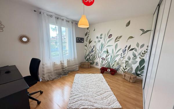 Maison à vendre    5 pièces •  La Tour-du-Pin