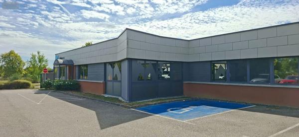 Location - Immeuble Évreux 27000 347 m 2 1400 m 2