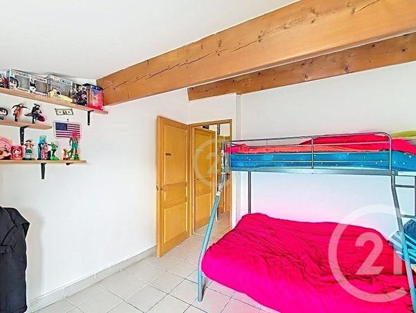 Appartement F4 à vendre  5 pièces - 83 m2 SALON DE PROVENCE - 13