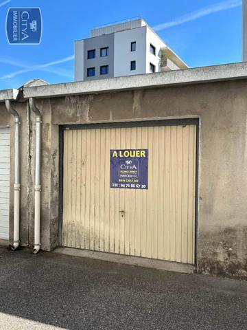 Parking à louer Grenoble (38000)