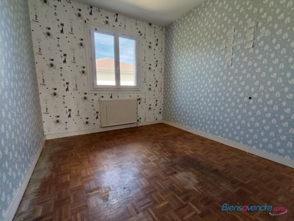 GRANDE MAISON 6 CHAMBRES BUXEROLLES