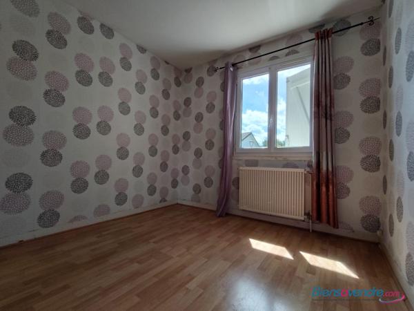 GRANDE MAISON 6 CHAMBRES BUXEROLLES