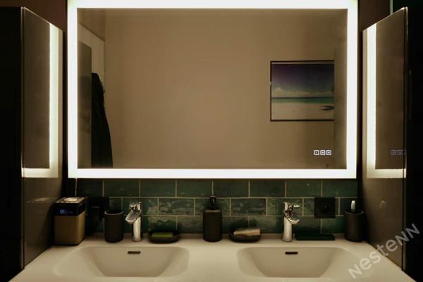 Cadre privilégié pour cette maison de plain-pied avec piscine !