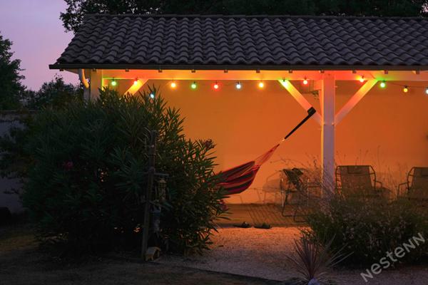 Cadre privilégié pour cette maison de plain-pied avec piscine !