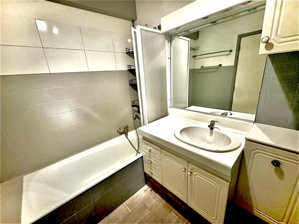 Appartement
         3 pièces
        - 70 m² Exclusivité