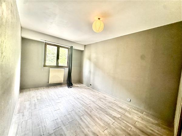 Appartement
         3 pièces
        - 70 m² Exclusivité