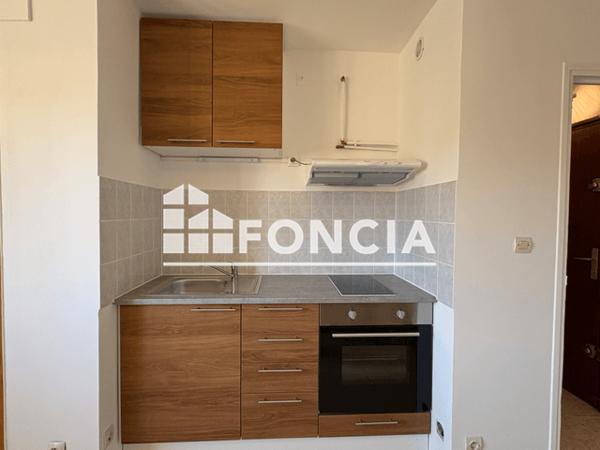 Location Studio 24.73 m² - Nimes 30000