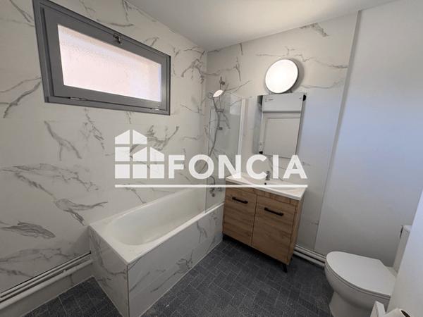Location Studio 24.73 m² - Nimes 30000