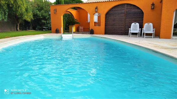 Villa 140 m2 avec piscine, parc et dépendance 85 m2