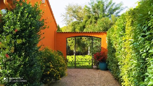 Villa 140 m2 avec piscine, parc et dépendance 85 m2