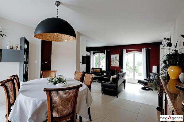 Maison à ORVAULT, 44700 - 10 pièces 181m²