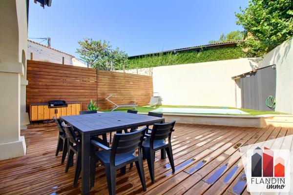 Maison 173 m² – 5 pièces + T3 indépendant – Charly