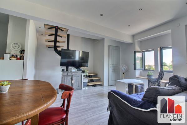 Maison 173 m² – 5 pièces + T3 indépendant – Charly