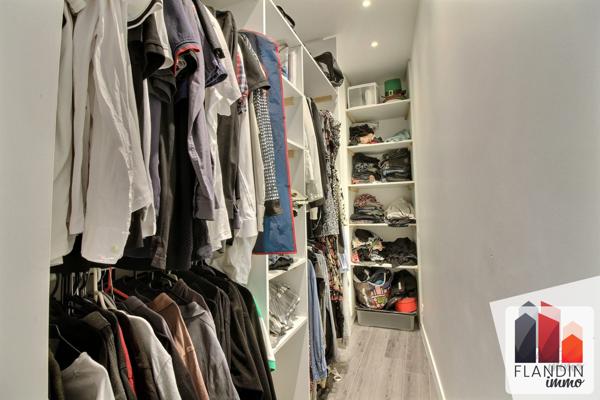 Maison 173 m² – 5 pièces + T3 indépendant – Charly