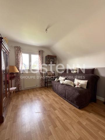 NAIZIN - Jolie maison à vendre 4 chambres, sous-sol complet et son joli jardin de 1390 m²