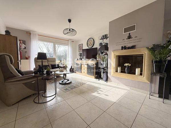 NAIZIN - Jolie maison à vendre 4 chambres, sous-sol complet et son joli jardin de 1390 m²