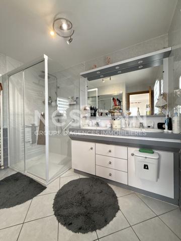 NAIZIN - Jolie maison à vendre 4 chambres, sous-sol complet et son joli jardin de 1390 m²