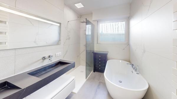 Maison spacieuse de 7 pièces à vendre PROCHE BRUNSTATT!