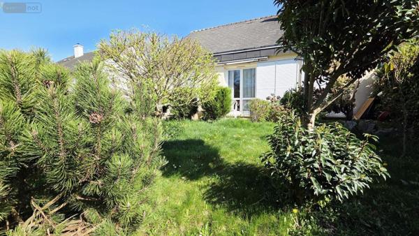 Maison à vendre à Noyal-sur-Vilaine en Ille-et-Vilaine (35530), ref : 019/5367 MCB   
centre ville