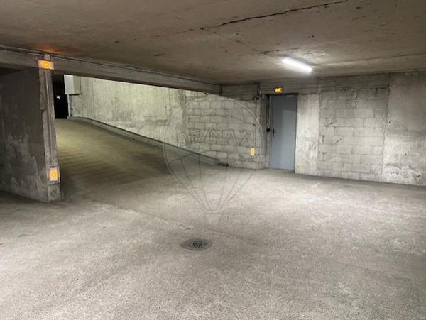 Stationnement  à louer - Paris - 75