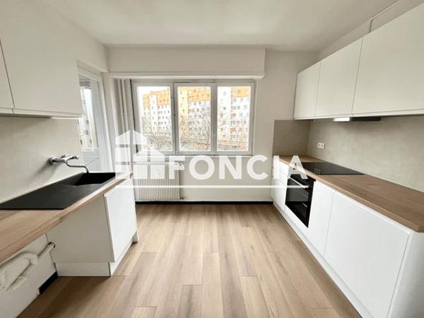 Location Appartement 3 pièces 82.5 m² - 24 RUE D'ORBEY Strasbourg 67100