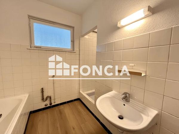 Location Appartement 3 pièces 82.5 m² - 24 RUE D'ORBEY Strasbourg 67100