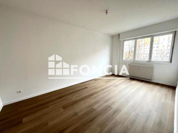 Location Appartement 3 pièces 82.5 m² - 24 RUE D'ORBEY Strasbourg 67100
