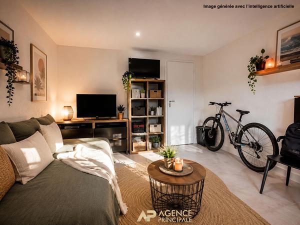 Studio hyper centre La Rochelle proche commerces et bus 162 000 € **  - Référence  FB696