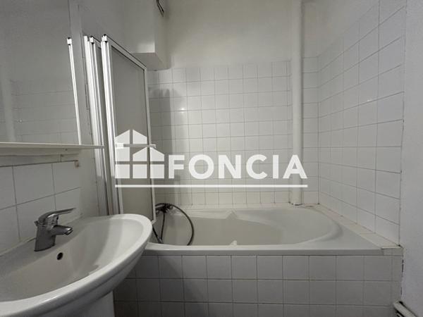 Location Appartement 3 pièces 70.48 m² - 3 RUE DE LA LIBERATION Lisieux 14100