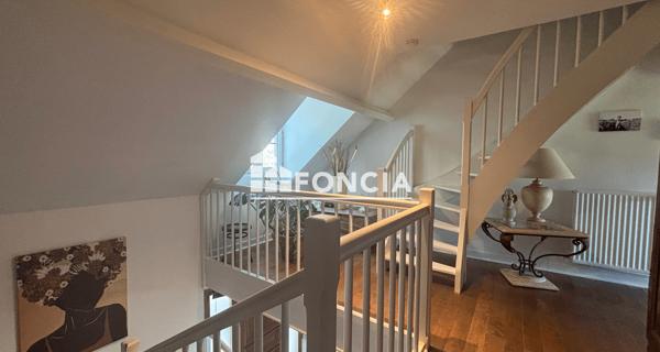 À vendre Maison 5 pièces 227 m² - Blois 41000