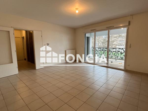 Location Appartement 2 pièces 63.95 m² - 4 AVENUE DE LA GRANDE CAVEE Herouville Saint Clair 14200