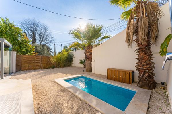 Bas de villa type 2 avec jardin et piscine