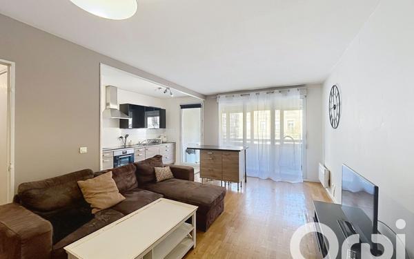 Appartement à louer    2 pièces • 50,80 m2 Villeurbanne