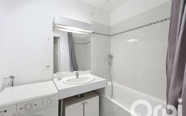 Appartement à louer    2 pièces • 50,80 m2 Villeurbanne