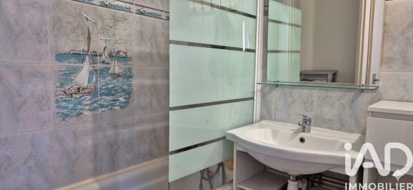 Immeuble à vendre 107 m² Croix-Chapeau