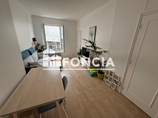 Location Appartement 2 pièces 40.69 m² - 70 RUE BERNARD PALISSY Tours 37000