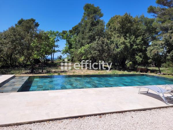 Maison
         5 pièces
        - 220 m² 842 000 € *