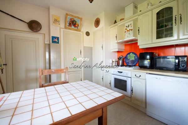 Maison
         4 pièces
        - 104 m² Exclusivité 380 000 € *