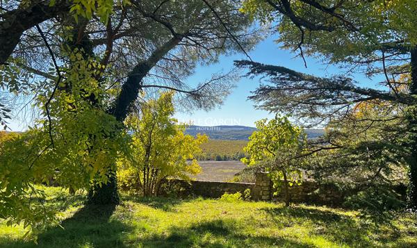 A vendre - Domaine  de 434 ha - Dans le haut Var - un héritage templier suspendu entre histoire et nature