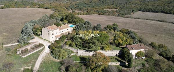 A vendre - Domaine  de 434 ha - Dans le haut Var - un héritage templier suspendu entre histoire et nature