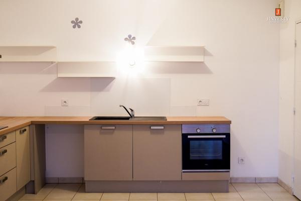 JINVESTY - APPARTEMENT T3 AVEC TERRASSE ET PARKING - LORIENT - ENTRE CENTRE VILLE ET HOPITAL - IMMEUBLE NEUF