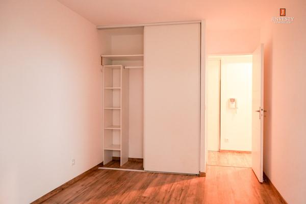 JINVESTY - APPARTEMENT T3 AVEC TERRASSE ET PARKING - LORIENT - ENTRE CENTRE VILLE ET HOPITAL - IMMEUBLE NEUF
