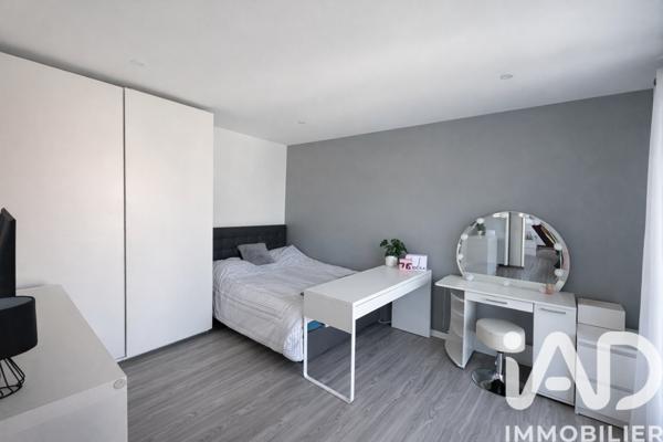 Maison à vendre 7 pièces 183 m² Sainte-Geneviève-des-Bois