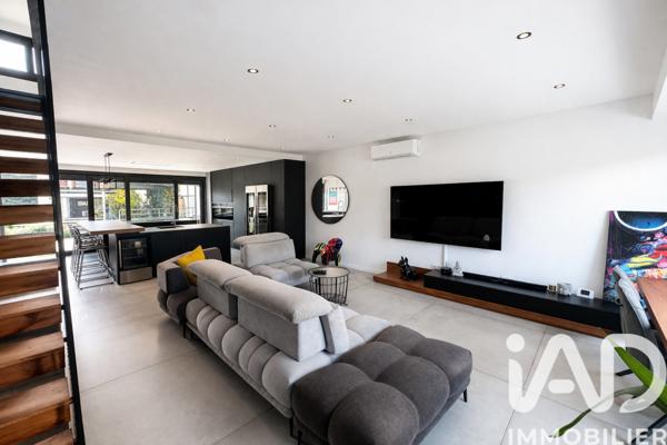 Maison à vendre 7 pièces 183 m² Sainte-Geneviève-des-Bois